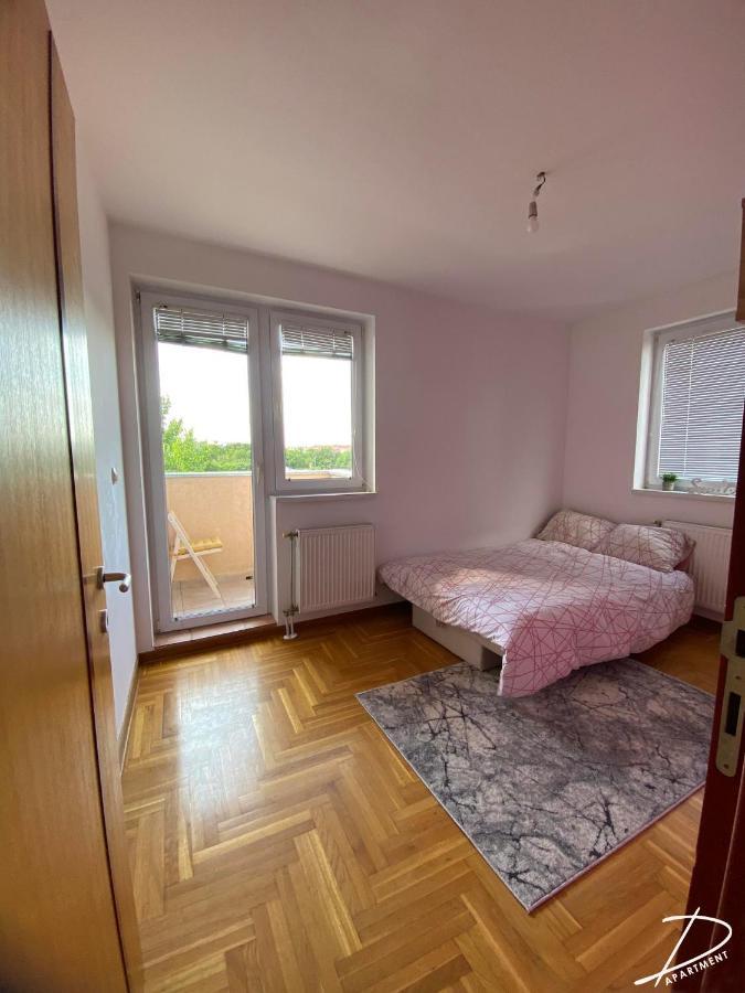 D Apartment Free Private Parking Fast Wi-Fi Нови-Сад Экстерьер фото